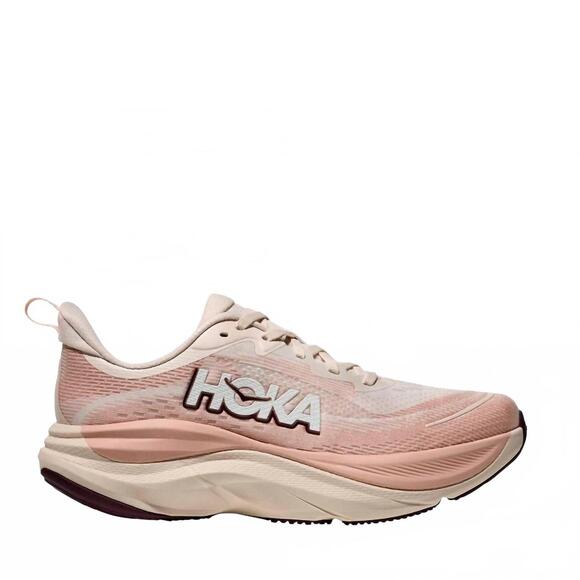 Hoka Skyflow – Fit2Run NEW HOKA women\'s skyflow running shoes in rose cream latte